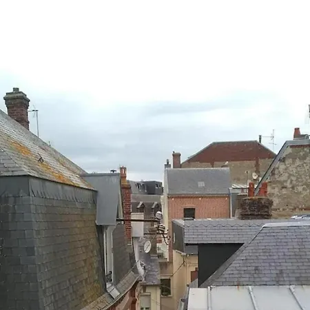 Joli 3 Pieces Au Centre De